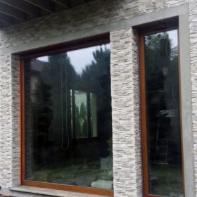 Roleta podtynkowa- widok z bliska- Grako Warszawa.jpg